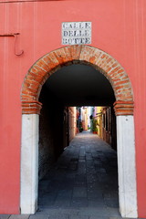 Obraz premium Small street in Burano island