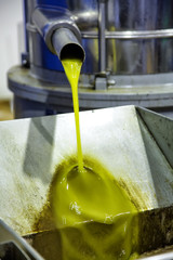 Extracción de orujo de aceite de oliva