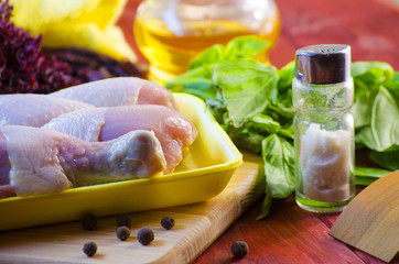 Raw chicken drumsticks