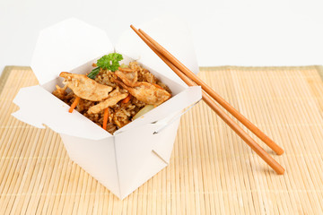 gebratener Reis mit Schweinefleisch