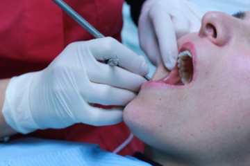 Trabajo dental, Dentista trabajando, Clínica dental