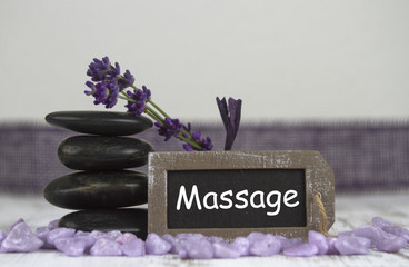 massage with hot stones and lavender