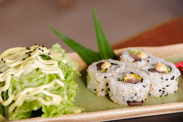 Japanese food tuna roll