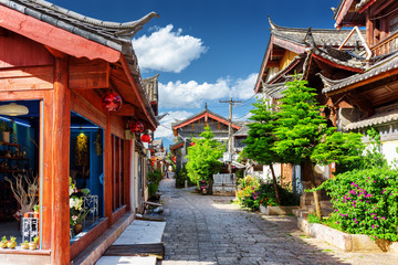 Rue pittoresque de la vieille ville de Lijiang. Province du Yunnan, Chine