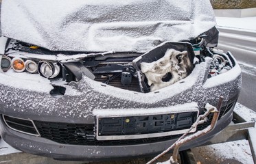 Auto auf Abschleppfahrzeug