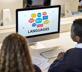 Multilingual Greetings Languages Concept © Rawpixel.com