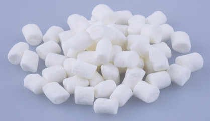 Fototapeta na wymiar marshmallows or mini marshmallows on background.