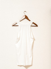 Fototapeta premium 白いタンクトップ