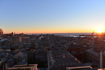 Sonnenuntergang in Genua 