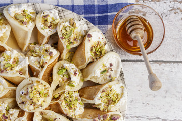 Qatayef top