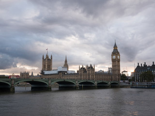 Obraz na płótnie Canvas Westminster bridge and Big Ben