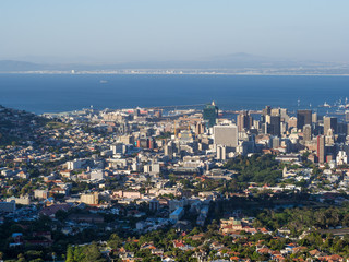 Obraz premium City center of Cape Town including harbor and waterfront viewed from Table Mountain base