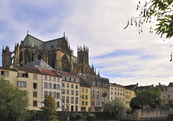 Fototapeta na wymiar Metz Kathedrale