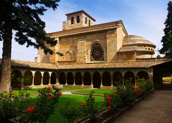 Obraz premium Church of San Pedro de la Rua at Estella. Navarre