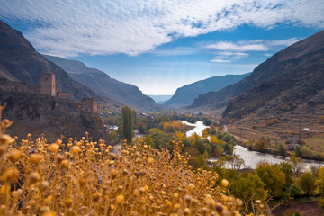 Gruzja piekną jesienią. A beautifull autumn in Georgia. © rogozinski