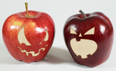 Halloween - Äpfel mit Gesichtern