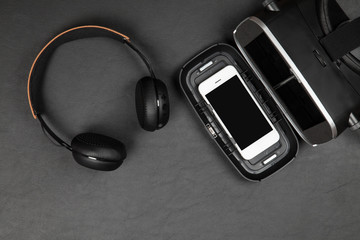 Virtual reality headset