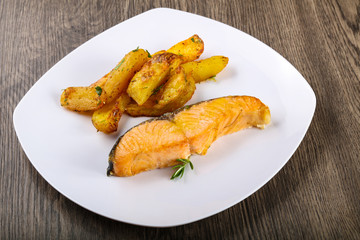 Baked salmon with potato