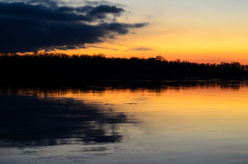 Fototapeta na wymiar Beautiful winter sunset on river Dnieper