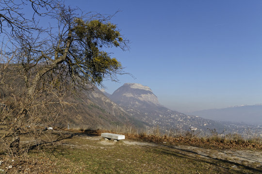 Saint-Eynard et vall&eacute;e depuis la Bastille de Grenoble