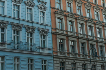 Obraz premium blue and orange facade in detailed view