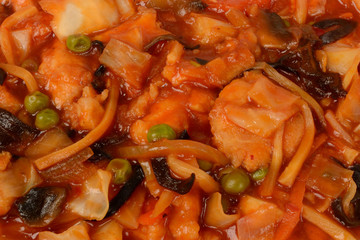 Chicken in sweet and sour sauce in Chinese