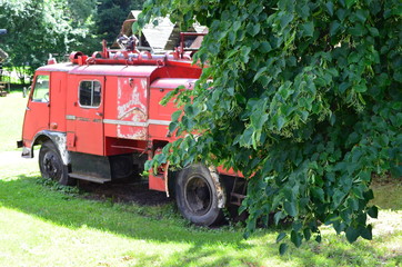 Stary wóz strażacki/The old fire brigade vehicle