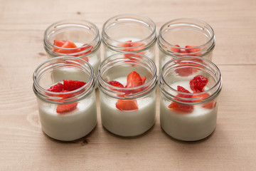 ice cream with fresh strawberries