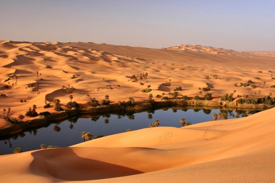 Der Um el Maa in den Sandd&uuml;nen von Ubari (Libyen)