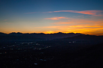 Fototapeta na wymiar Sunset over City