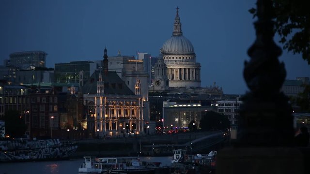 St Pauli Cathedral at night in London, England 