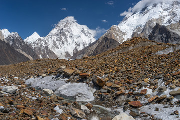 Obraz premium K2 mountain with snow on top and Baltoro glacier, K2 trek, Pakis