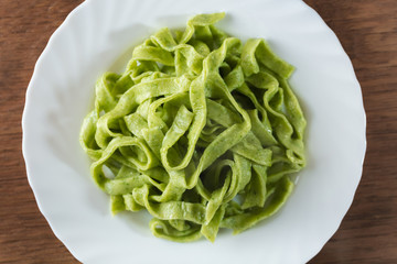 cooked spinach pasta