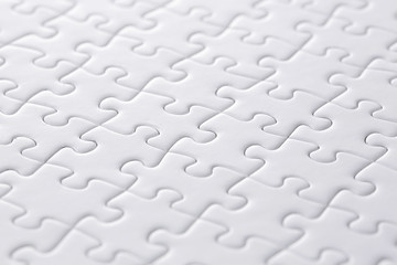 白いジグソーパズル　White jigsaw puzzle