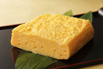 だし巻き卵　Japanese rolled eggs