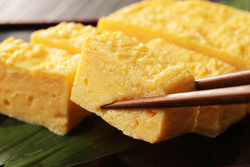 だし巻き卵　Japanese rolled eggs