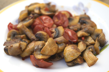 stewed mushrooms with cherry tomatoes