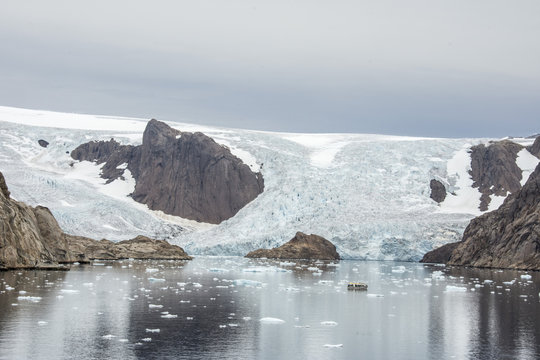 Kujatdeleq Glacier, Prins Christian Sund, southern Greenland