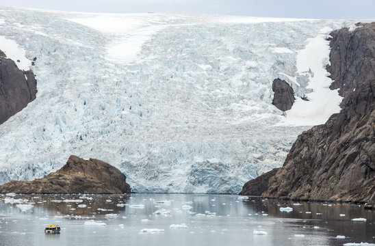 Kujatdeleq Glacier, Prins Christian Sund, southern Greenland