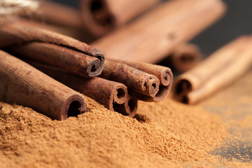 Cinnamon sticks