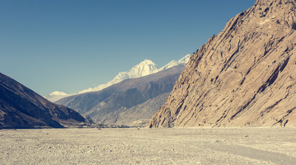 Naklejka premium City of Jomson under snow covered peaks.