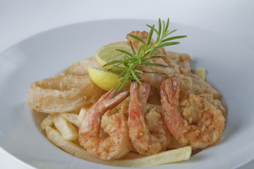 appetizers Fried  seafood Shrimps،squid and fish