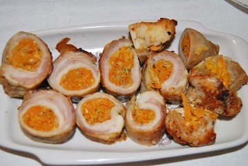 rolls of rabbit brushes with vegetables