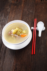 bitter gourd with pork rib soup