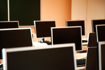Fototapeta premium Empty computer classroom