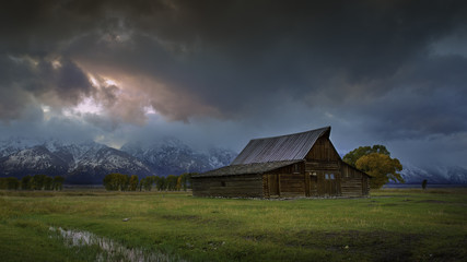 Obraz premium Mormon Barn at Sunset