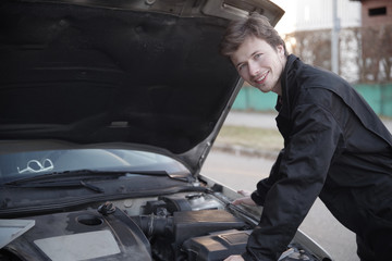 Automechaniker, Autowerkstatt