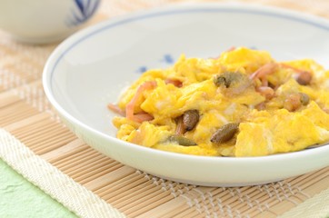 ツクシの卵とじ　春の味覚

