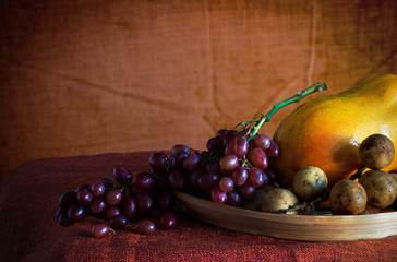 Red grapes on a tray