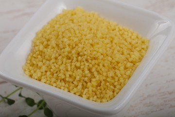 Raw coiscous